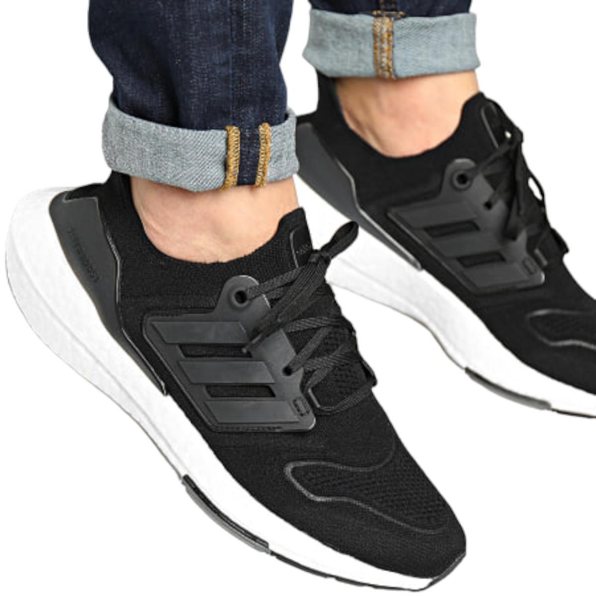 Adidas UltraBoost 22 'Black White' GX3062 - Image 4