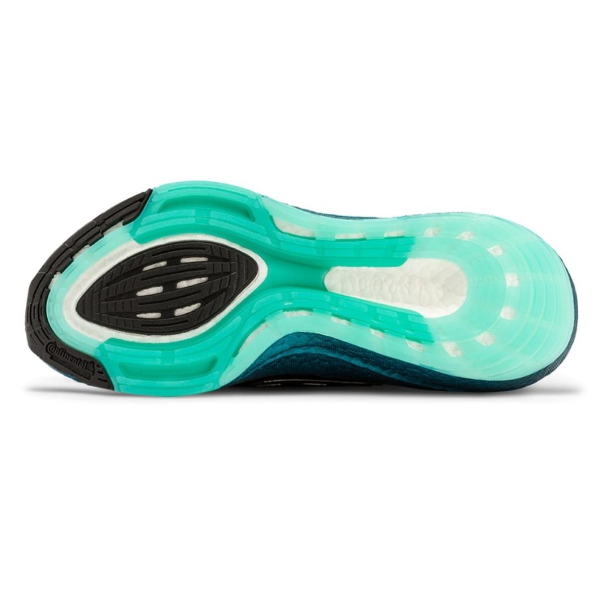 Adidas Ultraboost 22 GX5564 - Image 7